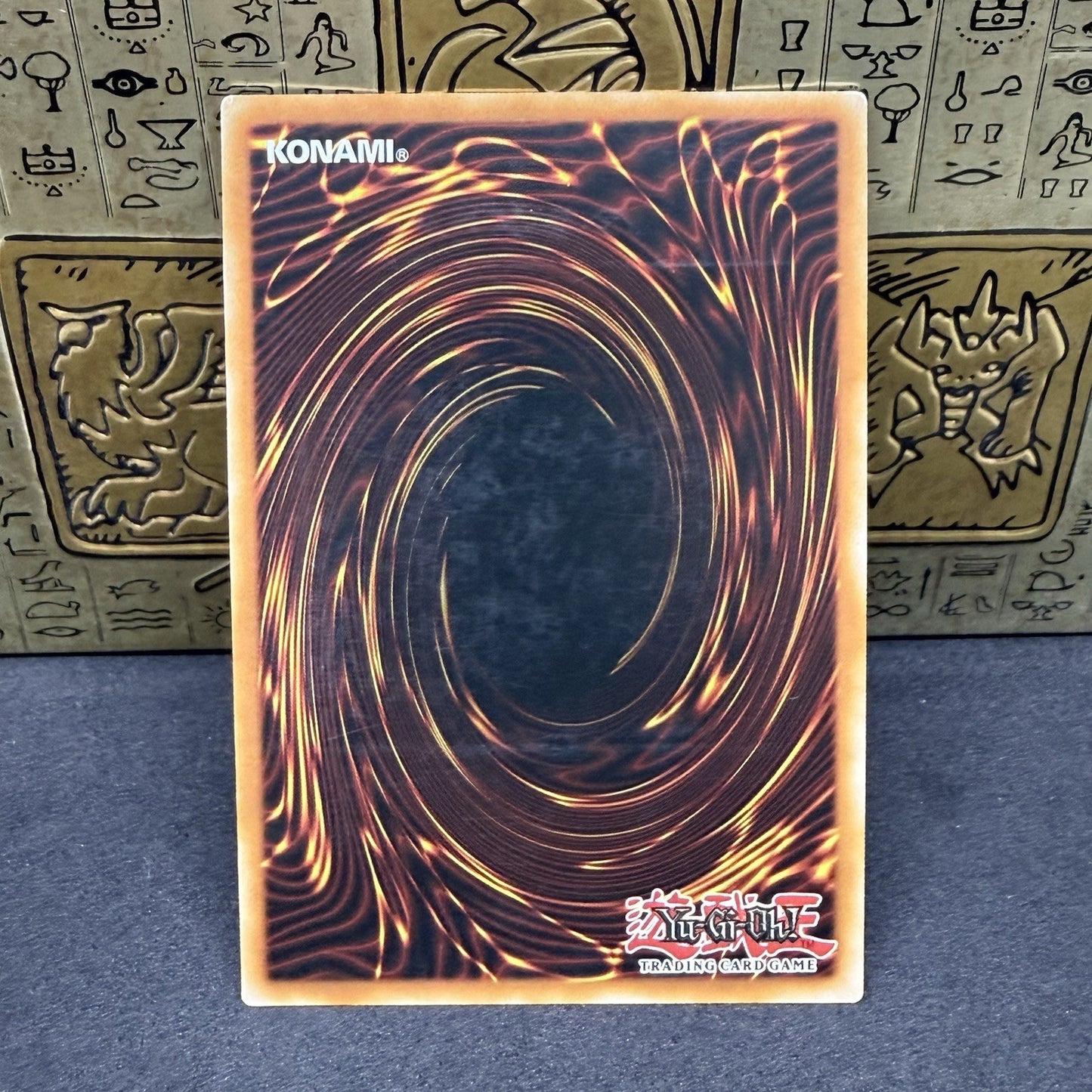 Yugioh Blue-Eyes White Dragon YSKR-EN001 Ultimate Rare NM